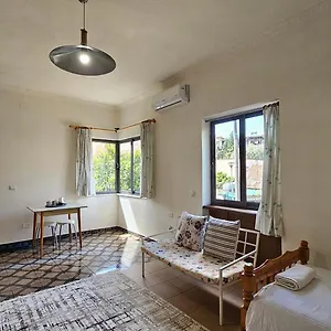  Habitación en casa particular Angie's Shared Tam